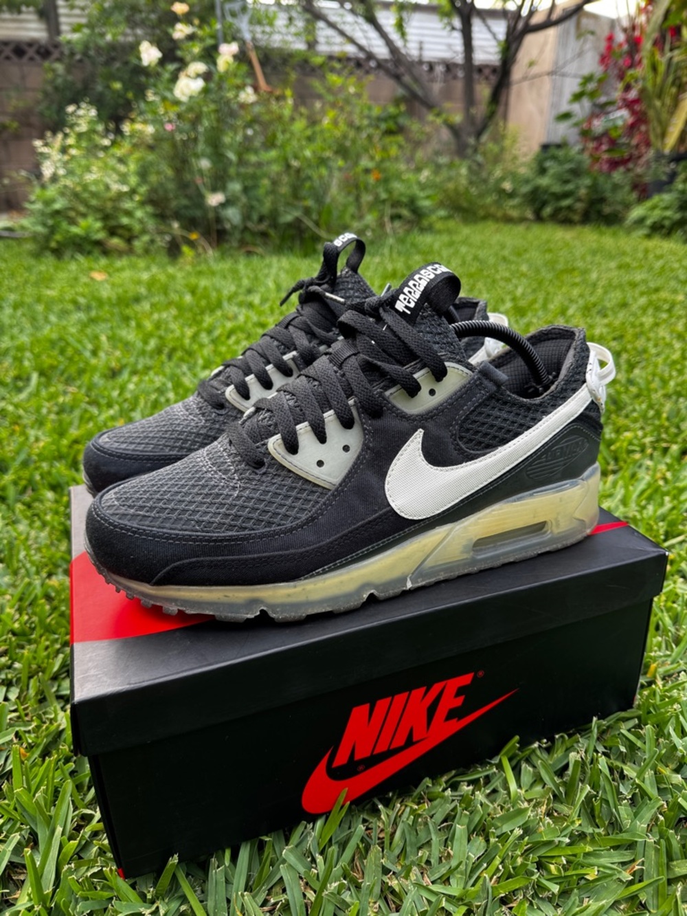 Nike Air Max 90 Terrascape - Crater Foam black / white
(M 10 / W 11.5)